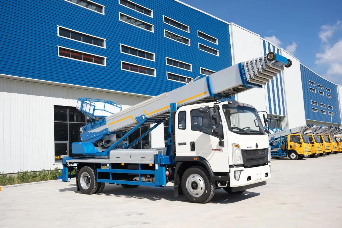 高阳县出租云梯车高空作业车 建筑垃圾搬运